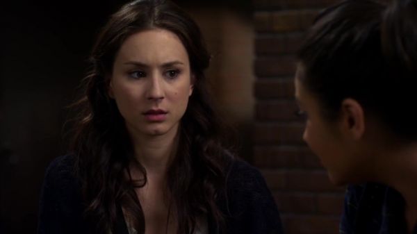 Pretty_Little_Liars_S02x23_720p_Bluray_Dual_PauloADM_0824.jpg