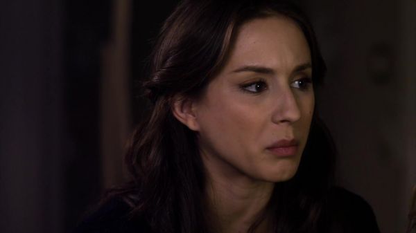 Pretty_Little_Liars_S02x23_720p_Bluray_Dual_PauloADM_2572.jpg