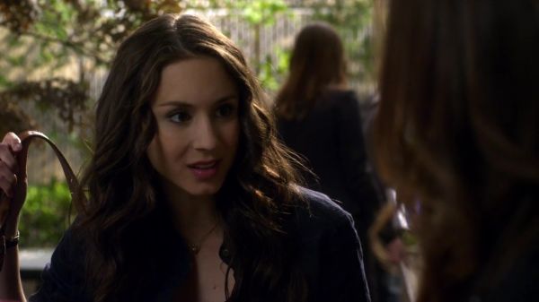 Pretty_Little_Liars_S02x24_720p_Bluray_Dual_PauloADM_1505.jpg