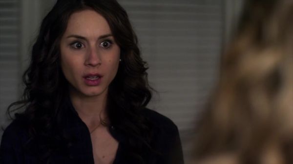 Pretty_Little_Liars_S02x24_720p_Bluray_Dual_PauloADM_1870.jpg
