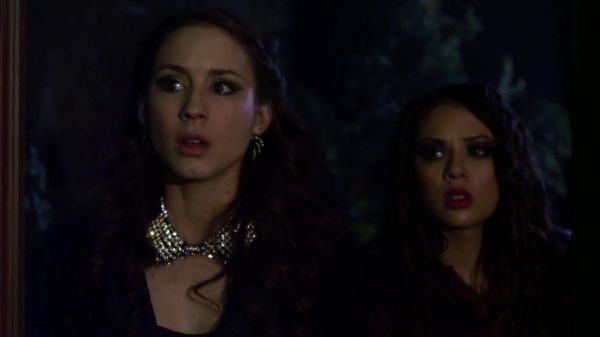 Pretty_Little_Liars_S02x25_720p_Bluray_Dual_PauloADM_1607.jpg