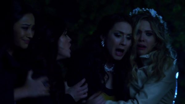 Pretty_Little_Liars_S02x25_720p_Bluray_Dual_PauloADM_2283.jpg