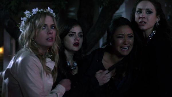 Pretty_Little_Liars_S02x25_720p_Bluray_Dual_PauloADM_2568.jpg