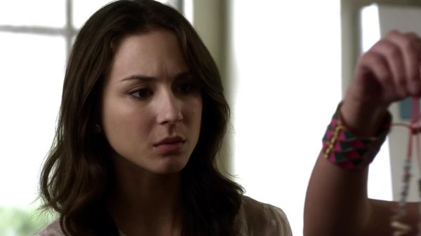 Pretty_Little_Liars_S03E02_BluRay_Rip_720p_Dual_Audio_WWW_TORRENTDOSFILMES_COM_0119.jpg