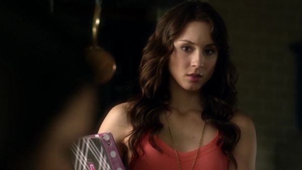 Pretty_Little_Liars_S03E03_BluRay_Rip_720p_Dual_Audio_WWW_TORRENTDOSFILMES_COM_0568.jpg