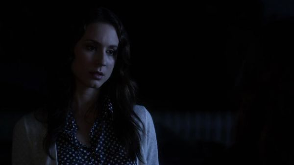 Pretty_Little_Liars_S03E05_BluRay_Rip_720p_Dual_Audio_WWW_TORRENTDOSFILMES_COM_0076.jpg
