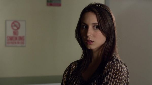 Pretty_Little_Liars_S03E05_BluRay_Rip_720p_Dual_Audio_WWW_TORRENTDOSFILMES_COM_1365.jpg