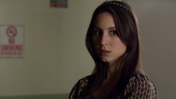 Pretty_Little_Liars_S03E05_BluRay_Rip_720p_Dual_Audio_WWW_TORRENTDOSFILMES_COM_1367.jpg