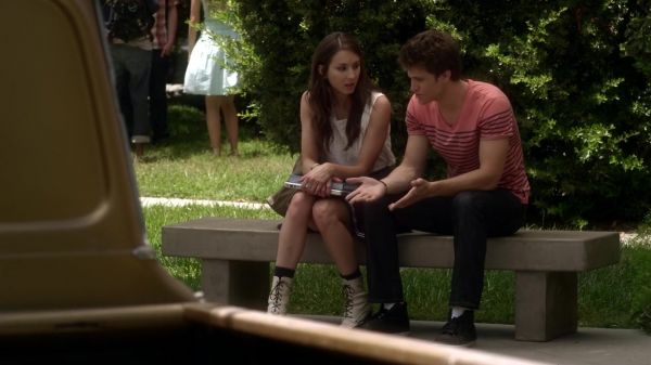 Pretty_Little_Liars_S03E07_BluRay_Rip_720p_Dual_Audio_WWW_TORRENTDOSFILMES_COM_0452.jpg