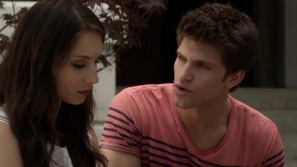 Pretty_Little_Liars_S03E07_BluRay_Rip_720p_Dual_Audio_WWW_TORRENTDOSFILMES_COM_0466.jpg