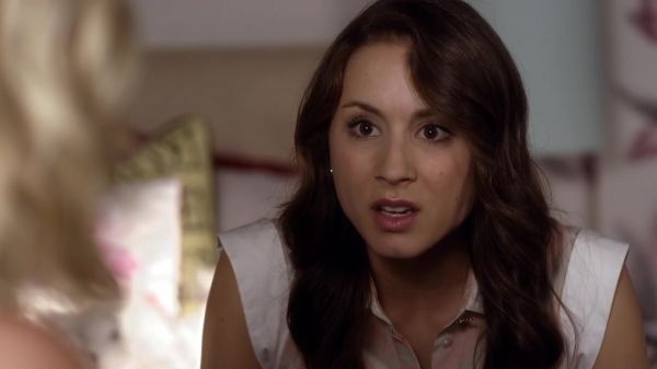 Pretty_Little_Liars_S03E11_BluRay_Rip_720p_Dual_Audio_WWW_TORRENTDOSFILMES_COM_1562.jpg