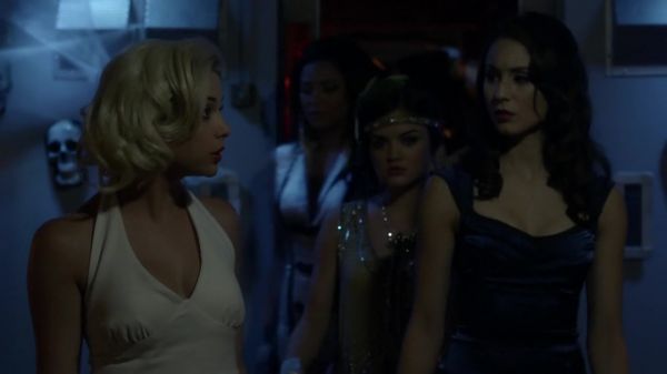 Pretty_Little_Liars_S03E13_BluRay_Rip_720p_Dual_Audio_WWW_TORRENTDOSFILMES_COM_0806.jpg