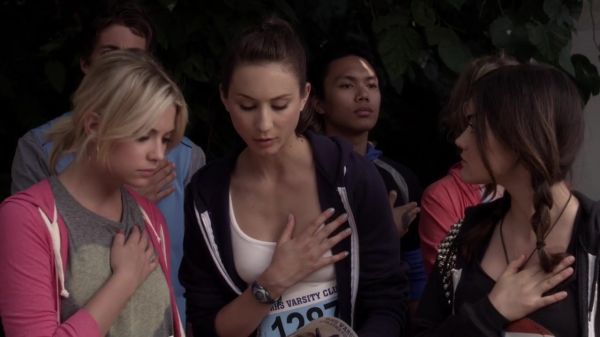 Pretty_Little_Liars_S03E14_BluRay_Rip_720p_Dual_Audio_WWW_TORRENTDOSFILMES_COM_1917.jpg