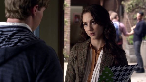 Pretty_Little_Liars_S03E15_BluRay_Rip_720p_Dual_Audio_WWW_TORRENTDOSFILMES_COM_0875.jpg