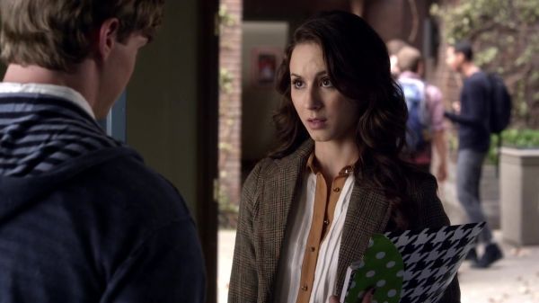 Pretty_Little_Liars_S03E15_BluRay_Rip_720p_Dual_Audio_WWW_TORRENTDOSFILMES_COM_0882.jpg