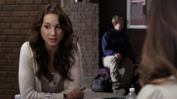 Pretty_Little_Liars_S03E15_BluRay_Rip_720p_Dual_Audio_WWW_TORRENTDOSFILMES_COM_0925.jpg
