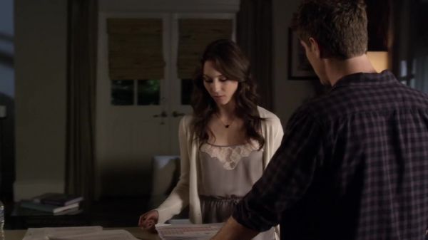 Pretty_Little_Liars_S03E15_BluRay_Rip_720p_Dual_Audio_WWW_TORRENTDOSFILMES_COM_1257.jpg