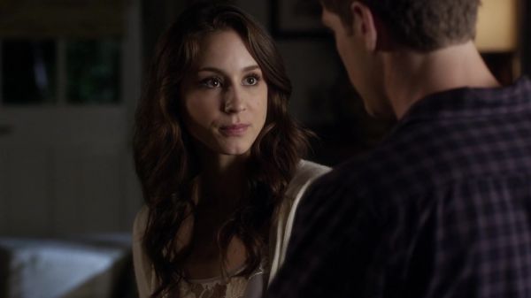 Pretty_Little_Liars_S03E15_BluRay_Rip_720p_Dual_Audio_WWW_TORRENTDOSFILMES_COM_1297.jpg