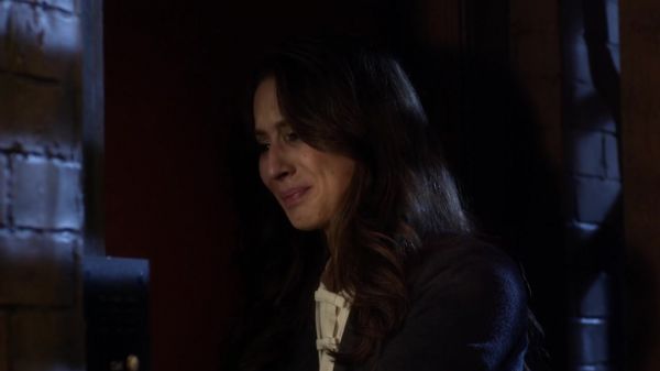 Pretty_Little_Liars_S03E16_BluRay_Rip_720p_Dual_Audio_WWW_TORRENTDOSFILMES_COM_2544.jpg