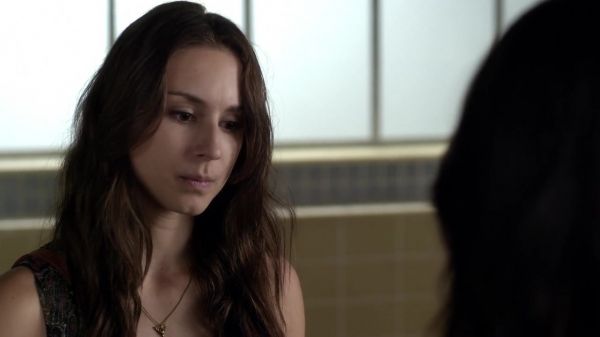 Pretty_Little_Liars_S03E17_BluRay_Rip_720p_Dual_Audio_WWW_TORRENTDOSFILMES_COM_0786.jpg