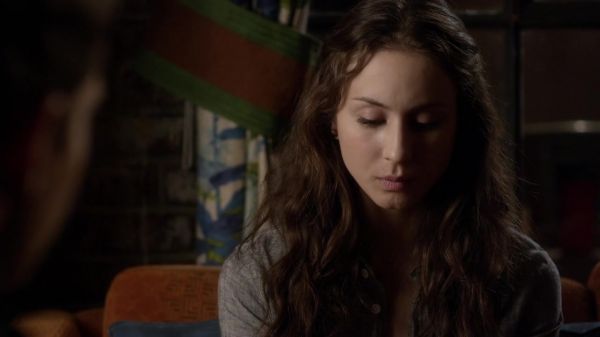 Pretty_Little_Liars_S03E20_BluRay_Rip_720p_Dual_Audio_WWW_TORRENTDOSFILMES_COM_1445.jpg