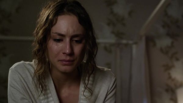 Pretty_Little_Liars_S03E21_BluRay_Rip_720p_Dual_Audio_WWW_TORRENTDOSFILMES_COM_0321.jpg
