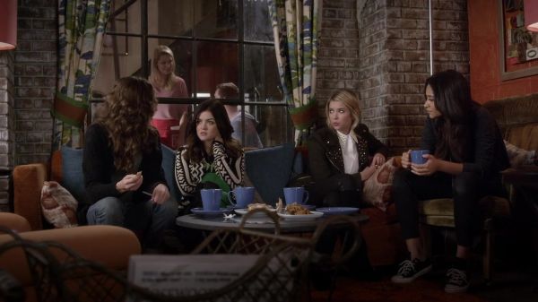 Pretty_Little_Liars_S03E21_BluRay_Rip_720p_Dual_Audio_WWW_TORRENTDOSFILMES_COM_0787.jpg