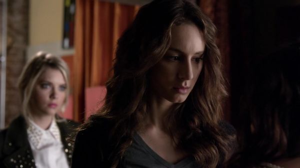 Pretty_Little_Liars_S03E21_BluRay_Rip_720p_Dual_Audio_WWW_TORRENTDOSFILMES_COM_0869.jpg