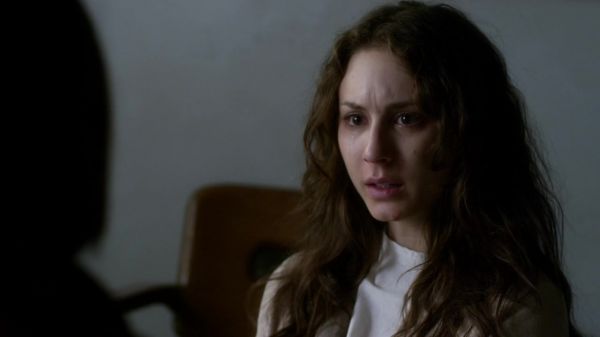 Pretty_Little_Liars_S03E22_BluRay_Rip_720p_Dual_Audio_WWW_TORRENTDOSFILMES_COM_0632.jpg