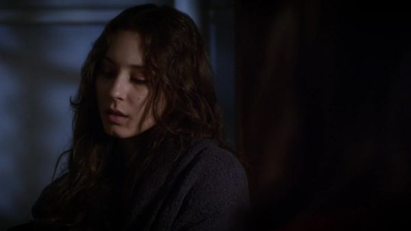 Pretty_Little_Liars_S03E23_BluRay_Rip_720p_Dual_Audio_WWW_TORRENTDOSFILMES_COM_0146.jpg