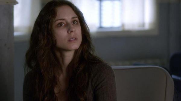 Pretty_Little_Liars_S03E23_BluRay_Rip_720p_Dual_Audio_WWW_TORRENTDOSFILMES_COM_0534.jpg