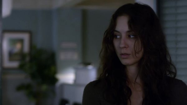 Pretty_Little_Liars_S03E23_BluRay_Rip_720p_Dual_Audio_WWW_TORRENTDOSFILMES_COM_0715.jpg