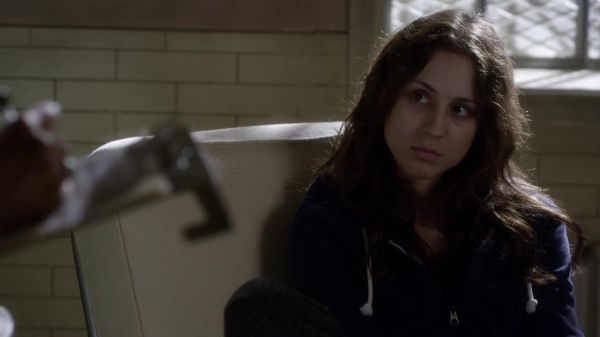 Pretty_Little_Liars_S03E23_BluRay_Rip_720p_Dual_Audio_WWW_TORRENTDOSFILMES_COM_1298.jpg