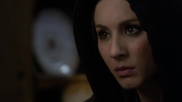 Pretty_Little_Liars_S03E24_BluRay_Rip_720p_Dual_Audio_WWW_TORRENTDOSFILMES_COM_0935.jpg