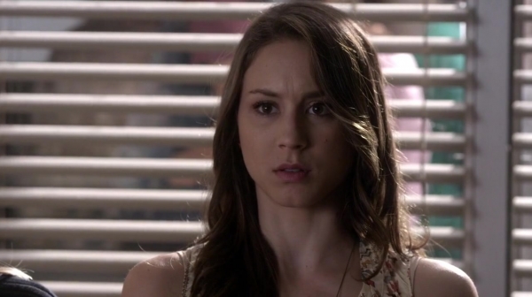 Pretty_Little_Liars_S05E19_Mini_720p_WEB-DL_Dual_RMZ-Dinho_0191.jpg