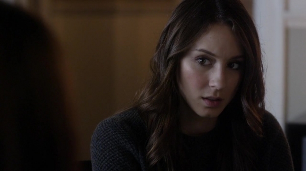 Pretty_Little_Liars_S05E22_Mini_720p_WEB-DL_Dual_RMZ-Dinho_0319.jpg