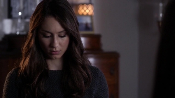 Pretty_Little_Liars_S05E22_Mini_720p_WEB-DL_Dual_RMZ-Dinho_0822.jpg