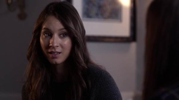 Pretty_Little_Liars_S05E22_Mini_720p_WEB-DL_Dual_RMZ-Dinho_0888.jpg
