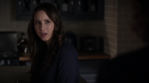 Pretty_Little_Liars_S05E23_Mini_720p_WEB-DL_Dual_RMZ-Dinho_0244.jpg