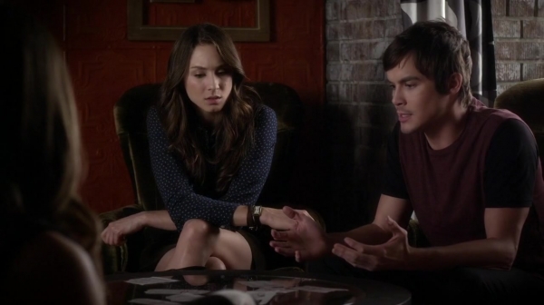 Pretty_Little_Liars_S05E23_Mini_720p_WEB-DL_Dual_RMZ-Dinho_0298.jpg