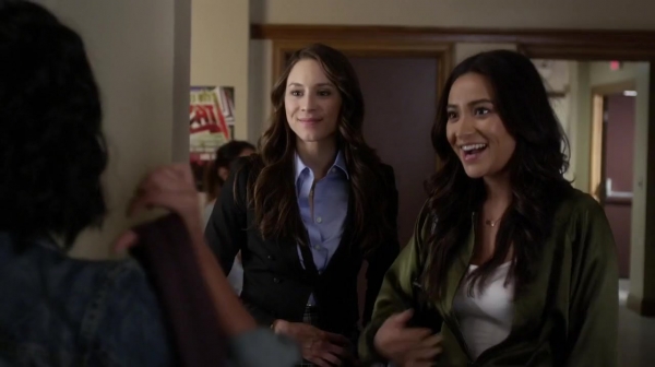 Pretty_Little_Liars_S05E24_Mini_720p_WEB-DL_Dual_RMZ-Dinho_1123.jpg