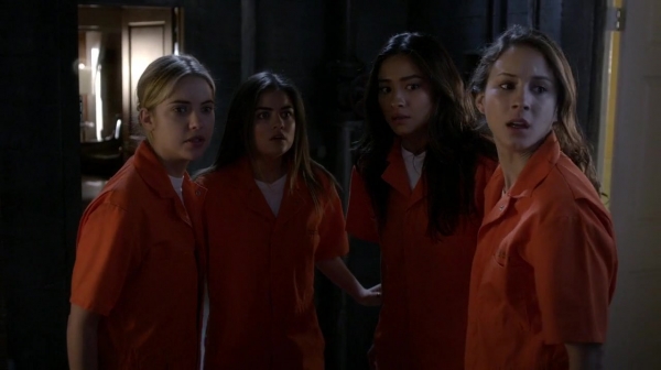 Pretty_Little_Liars_S05E25_Mini_720p_WEB-DL_Dual_RMZ-Dinho_0475.jpg