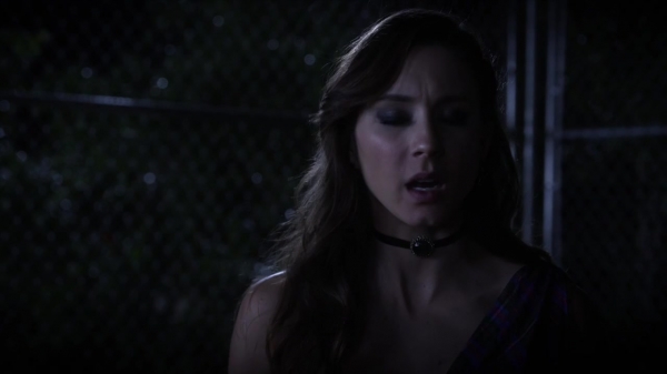Pretty_Little_Liars_S06E01_720p_HDTV_X264-DIMENSION_0203.jpg