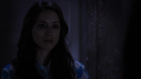 Pretty_Little_Liars_S06E01_720p_HDTV_X264-DIMENSION_1186.jpg