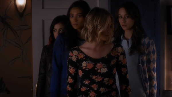 Pretty_Little_Liars_S06E01_720p_HDTV_X264-DIMENSION_1240.jpg