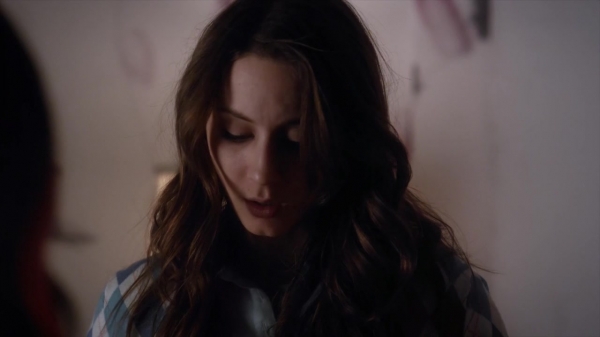 Pretty_Little_Liars_S06E01_720p_HDTV_X264-DIMENSION_1692.jpg