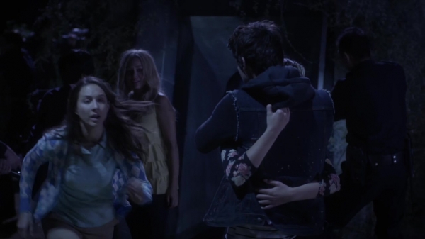 Pretty_Little_Liars_S06E01_720p_HDTV_X264-DIMENSION_2398.jpg