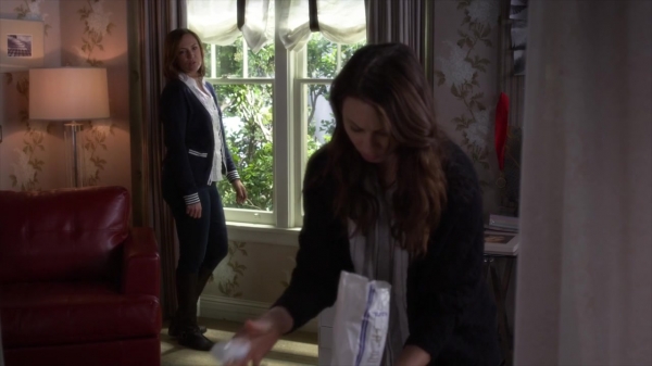 Pretty_Little_Liars_S06E02_720p_HDTV_X264-DIMENSION_0587.jpg