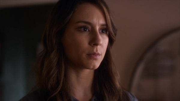 Pretty_Little_Liars_S06E03_720p_HDTV_X264-DIMENSION_0397.jpg