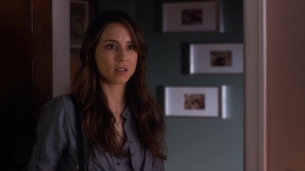 Pretty_Little_Liars_S06E03_720p_HDTV_X264-DIMENSION_0422.jpg